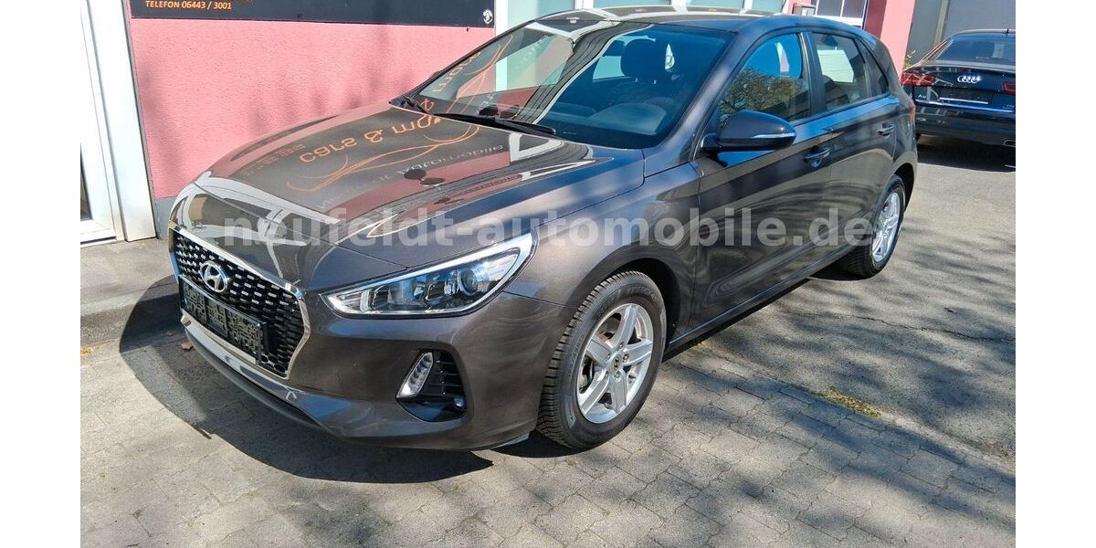 Hyundai i30 47.000 km 10.990 &euro; Aßlar-Werdorf 35614