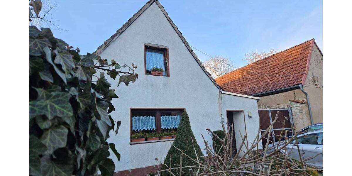 Einfamilienhaus Salzatal Beesenstedt - 5 Zimmer, 130 m&sup2;, 75.000&euro; | Angebot:25709126