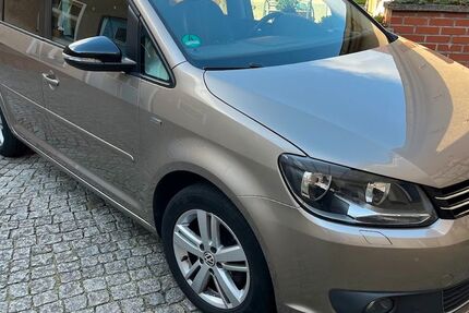 VW Touran 164.000 km 6.200 € Elsterheide 02979