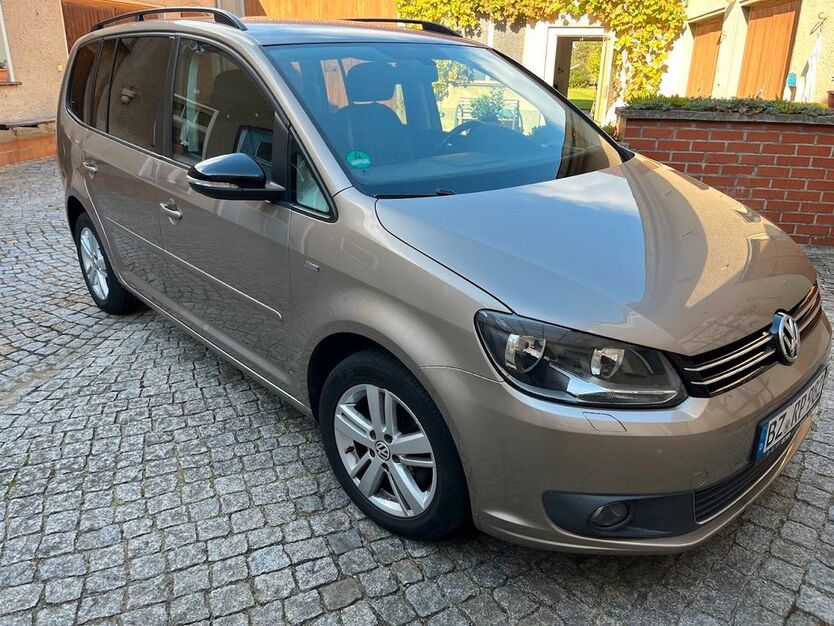 VW Touran 164.000 km 6.200 € Elsterheide 02979