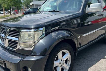 Dodge Nitro 298.000 km 2.999 &euro; München OT Trudering-Riem 81825