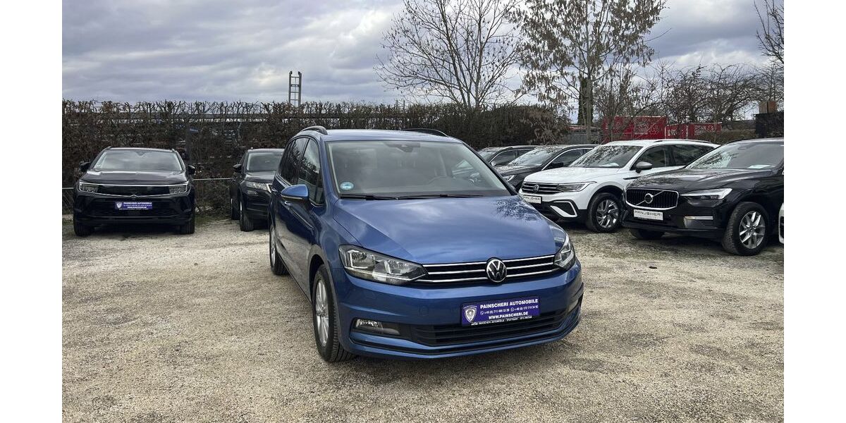 VW Touran 130.000 km 19.389 &euro; Stuttgart 70567