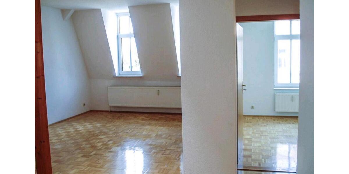 Dachgeschoßwohnung Halle (Saale) Damaschkestraße - 3 Zimmer, 85 m&sup2;, 883&euro; | Angebot:26491167