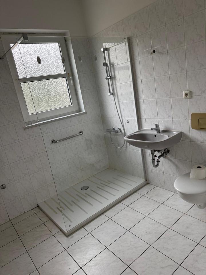 Erdgeschoss - 2 Zimmer - Vermietung nach Renovierung