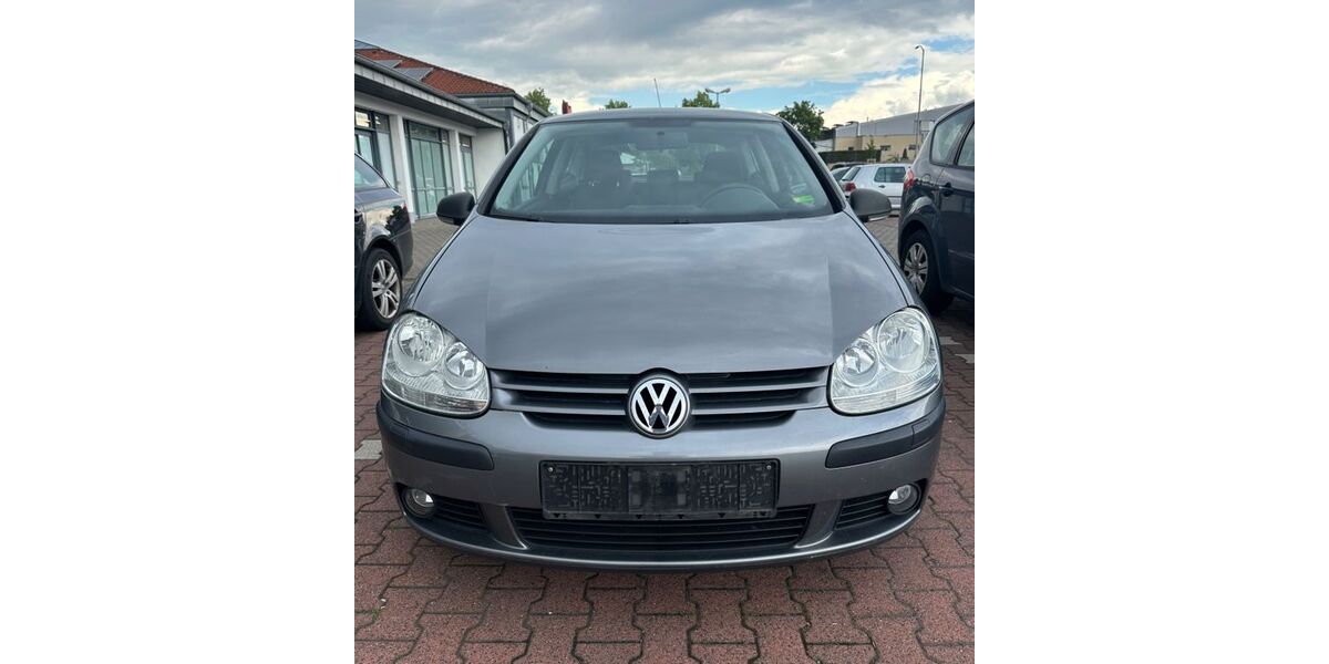 VW Golf 196.000 km 790 &euro; Künzell 36093