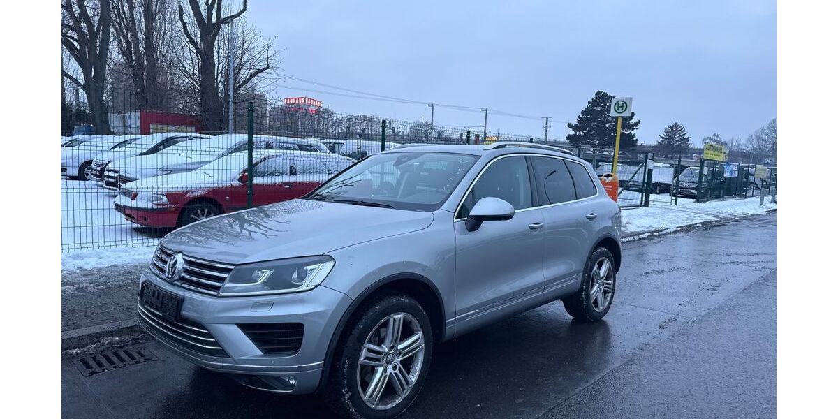 VW Touareg 224.193 km 12.499 &euro; Berlin 13597