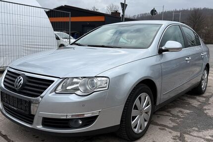 VW Passat 175.600 km 2.690 &euro; Höxter 37671