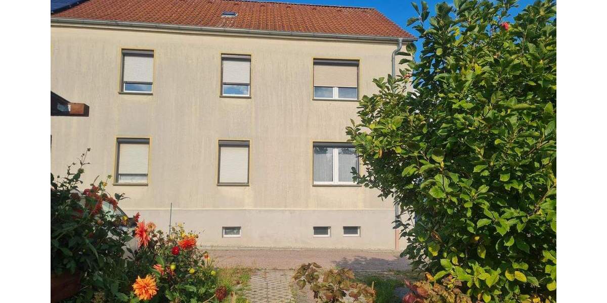 Etagenwohnung Bitterfeld-Wolfen Wolfen - 4 Zimmer, 83 m&sup2;, 78.500&euro; | Angebot:25731648