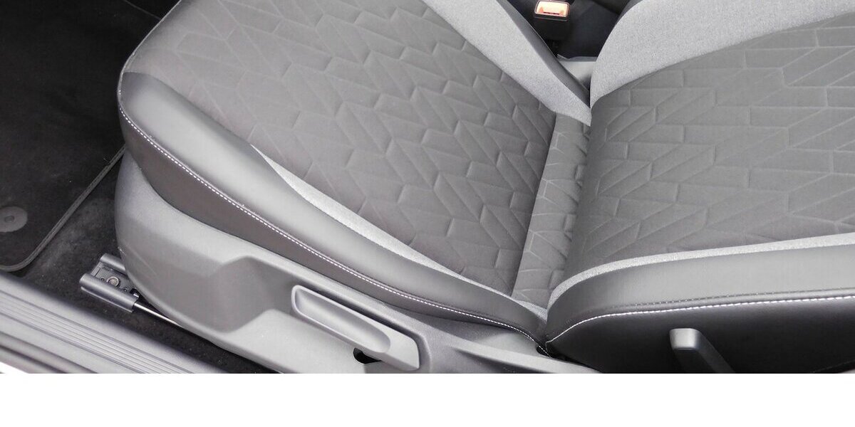 VW T-Cross 1.0 Life Goal BMT TSI Klima Navi 25.800 km 18.990 € Vordorf 38533