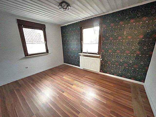 Etagenwohnung Birkenfeld - 4 Zimmer, 82 m&sup2;, 850&euro; | Angebot:24857116