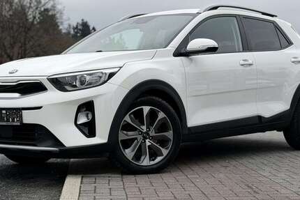 Kia Stonic 98.000 km 13.300 &euro; Bad Homburg 61350