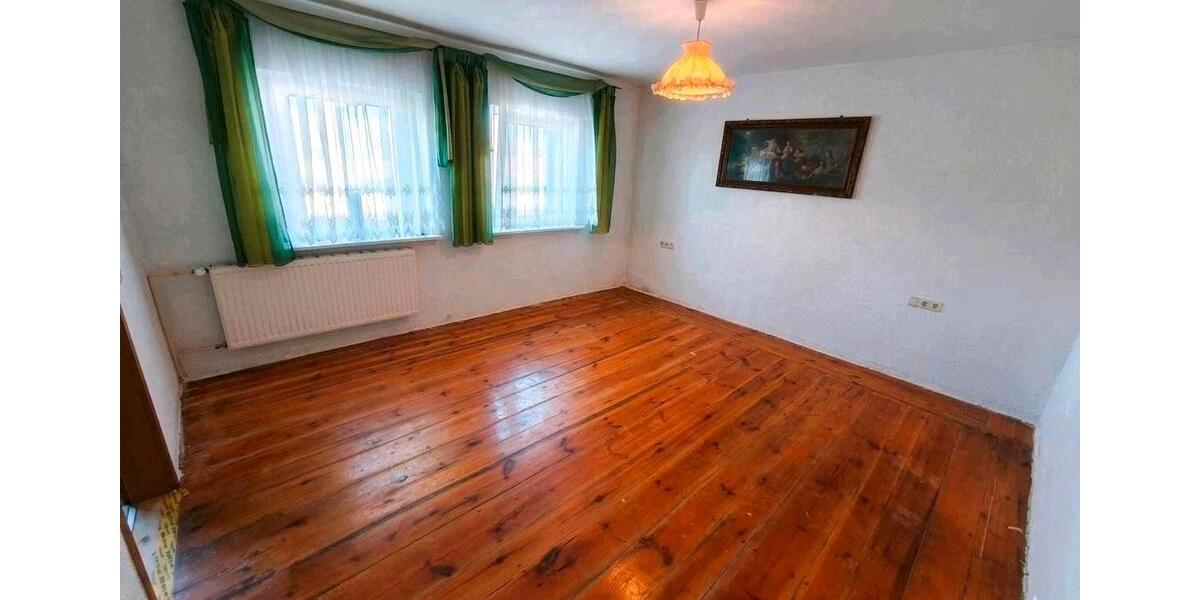 Reihenhaus Dessau-Roßlau Dessau - 7 Zimmer, 160 m&sup2;, 110.000&euro; | Angebot:26336860