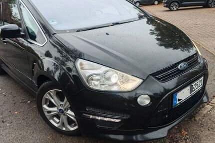 Ford S-Max 196.000 km 5.100 € Weissach im Tal 71554