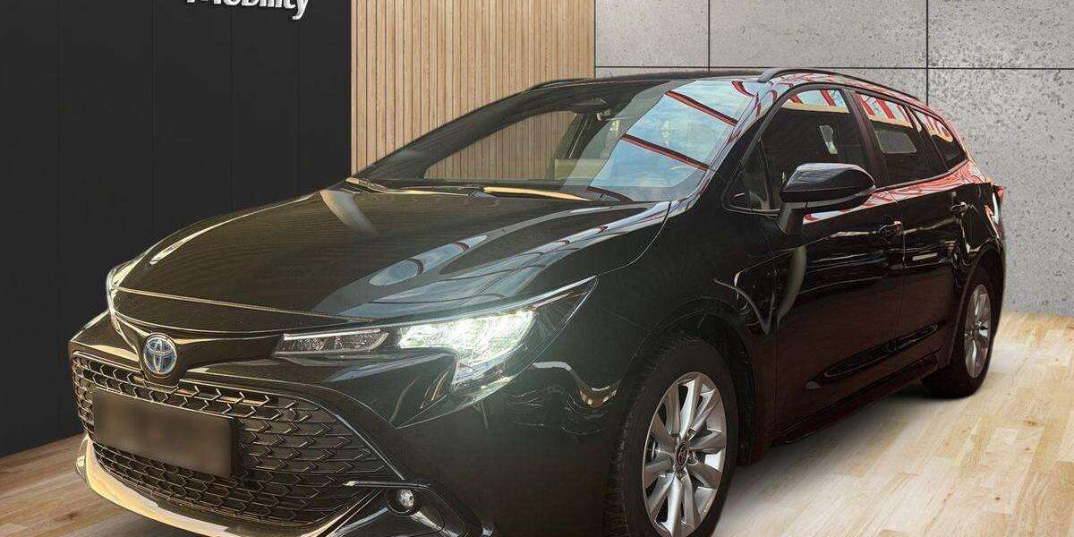 Toyota Corolla 18.762 km 25.490 &euro; Quakenbrück 49610