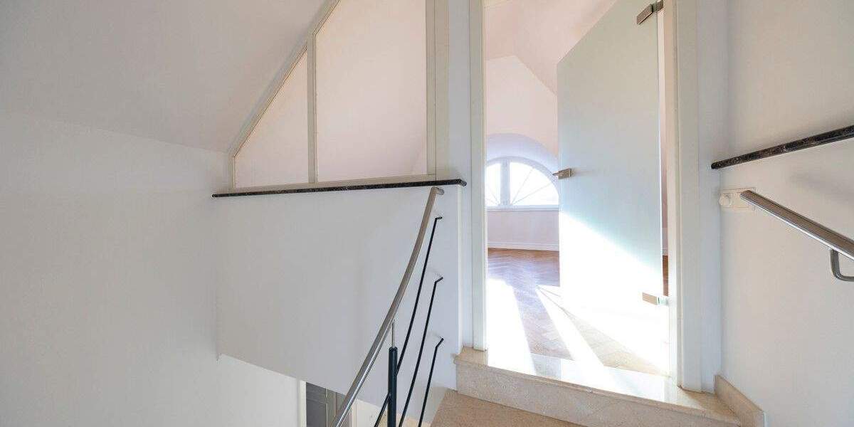 Doppelhaushälfte Meerbusch / Büderich Büderich - 7 Zimmer, 289 m&sup2;, 8.500&euro; | Angebot:23130337