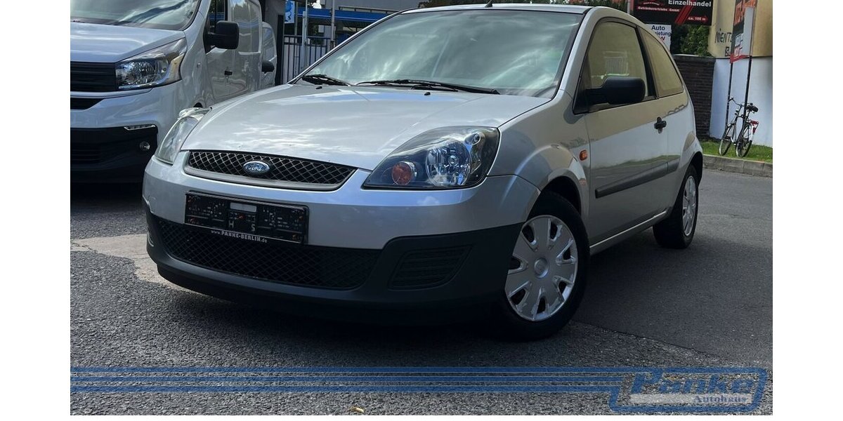 Ford Fiesta Ambiente 1.3*Radio/CD*AUX*Klima* 245.511 km 1.290 &euro; Berlin 13187