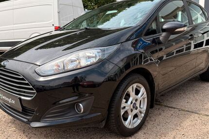 Ford Fiesta 166.300 km 4.750 &euro; Cloppenburg 49661