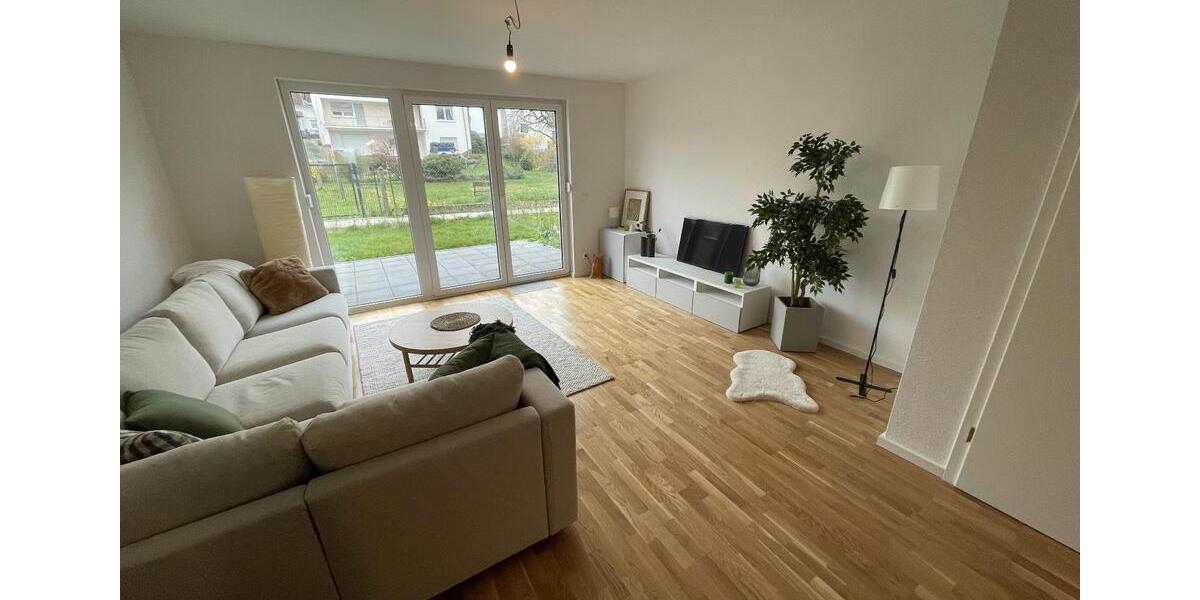 Reihenhaus Waldems - 5 Zimmer, 136 m&sup2;, 1.800&euro; | Angebot:25753739