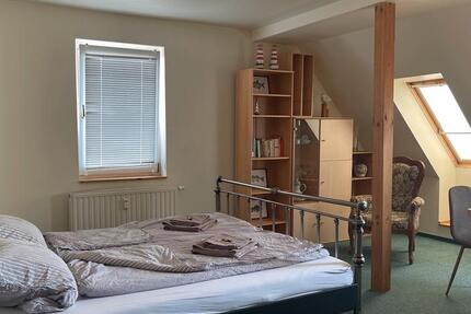 Wohnung, Ferienwohnung, auf einem Vierseithof mit Gartenbenutzung 3 zimmer