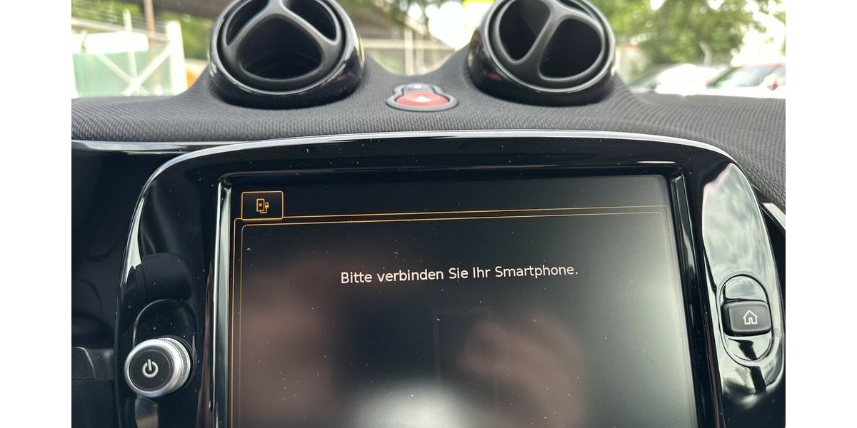 Smart EQ fortwo electric drive EQ Prime Glasdach LED 19.071 km 13.900 &euro; Mainz 55122
