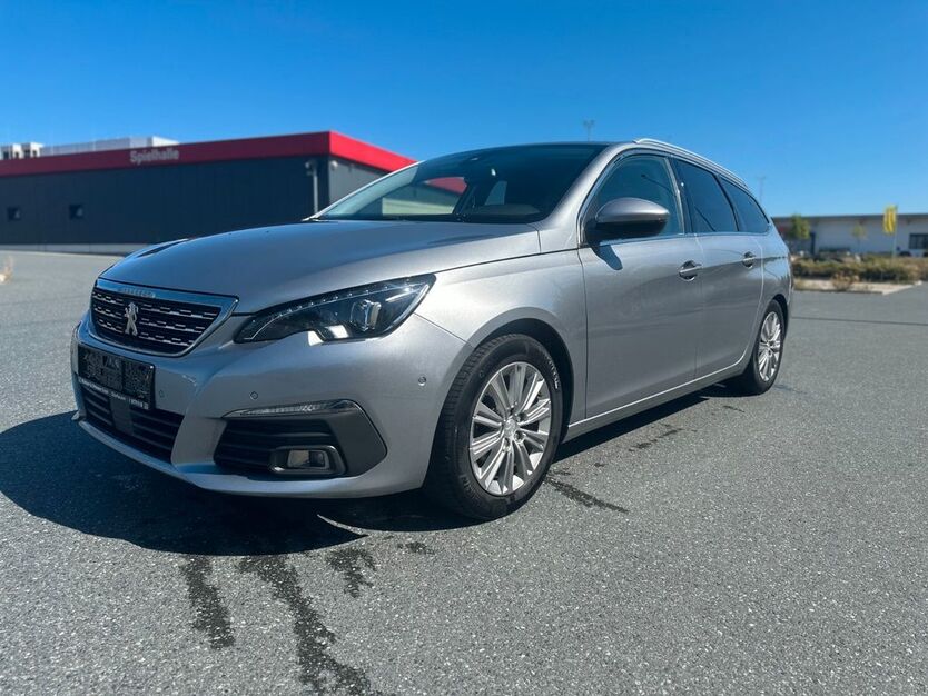 Peugeot 308 123.889 km 12.399 € Beselich 65614