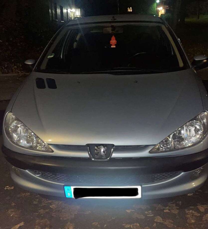 Peugeot 206 168.000 km 350 € wiesbaden 65191