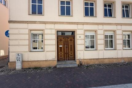 Wohnung Altentreptow - 2 Zimmer, 90 m&sup2;, 820&euro; | Angebot:26365413