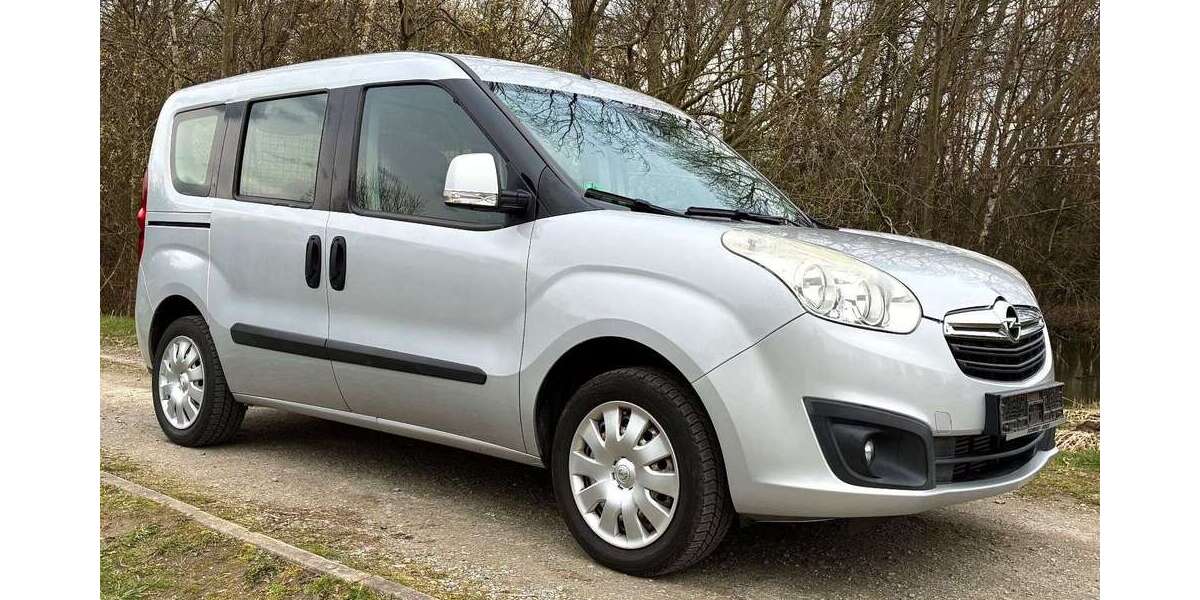 Opel Combo 51.000 km 8.490 &euro; Bremen 28197