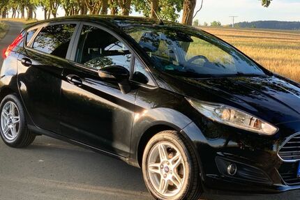 Ford Fiesta 121.990 km 4.500 &euro; Epfendorf 78736