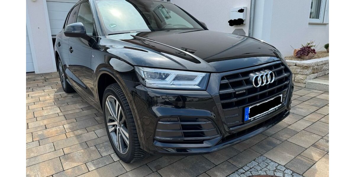 Audi Q5 82.200 km 26.900 &euro; Aiglsbach 84089