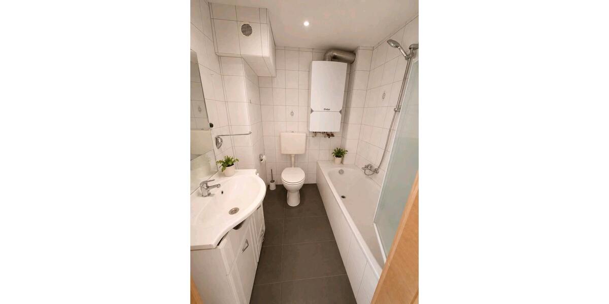 Dachgeschoßwohnung Neunkirchen - 2 Zimmer, 56 m&sup2;, 85.000&euro; | Angebot:27296243