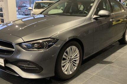 Mercedes-Benz C 180 32.573 km 28.990 &euro; Neustadt 01844