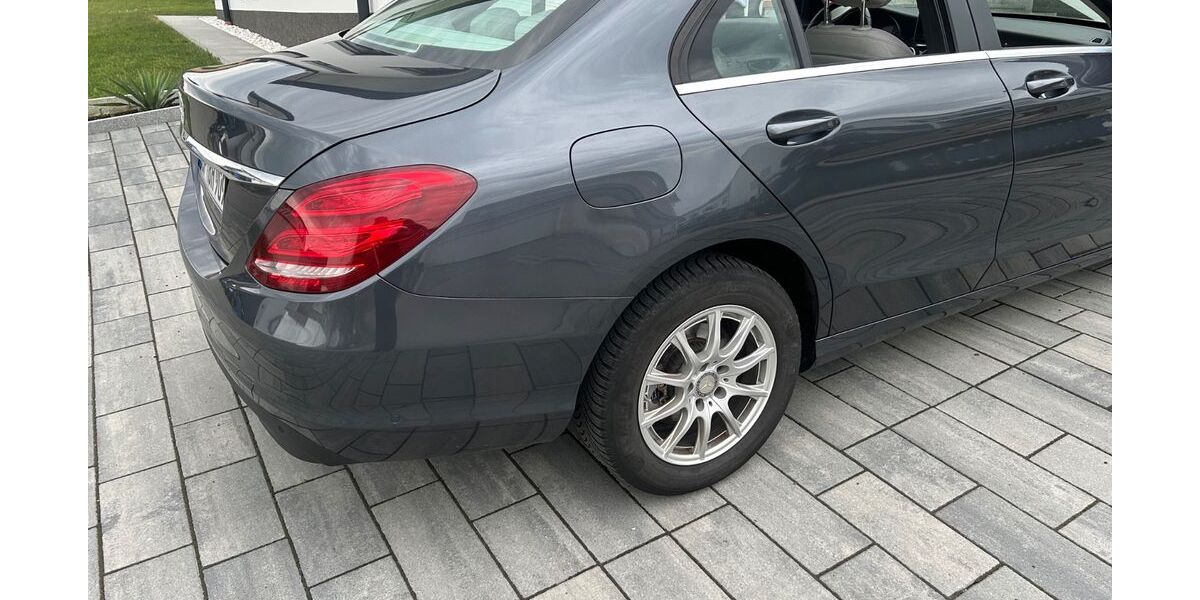 Mercedes-Benz C 200 160.000 km 15.000 &euro; Reisbach 94419