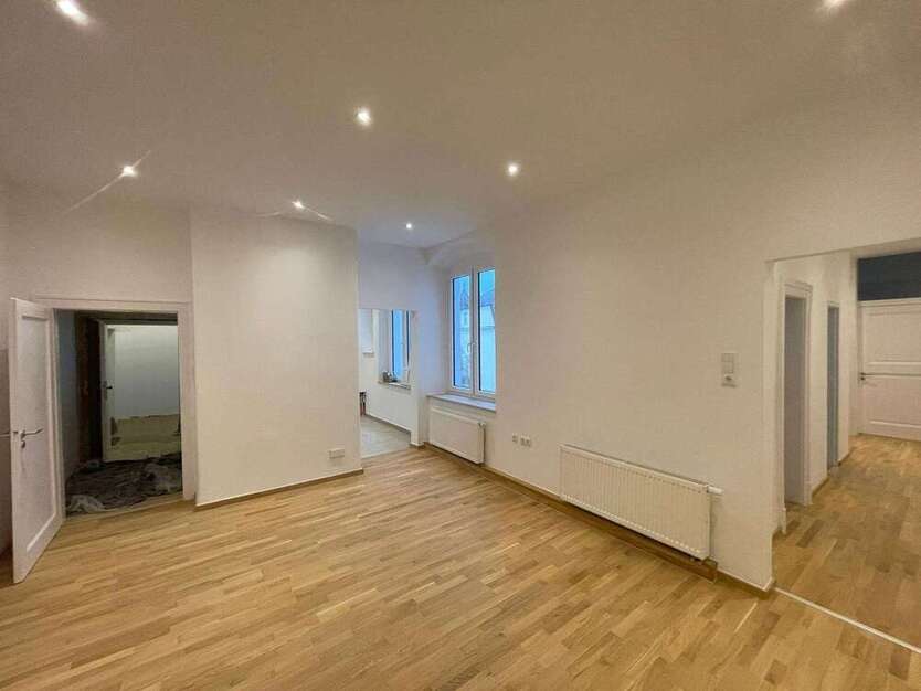 Wohnung zum Kaufen in Bayreuth 298.000 € 87.3 m²