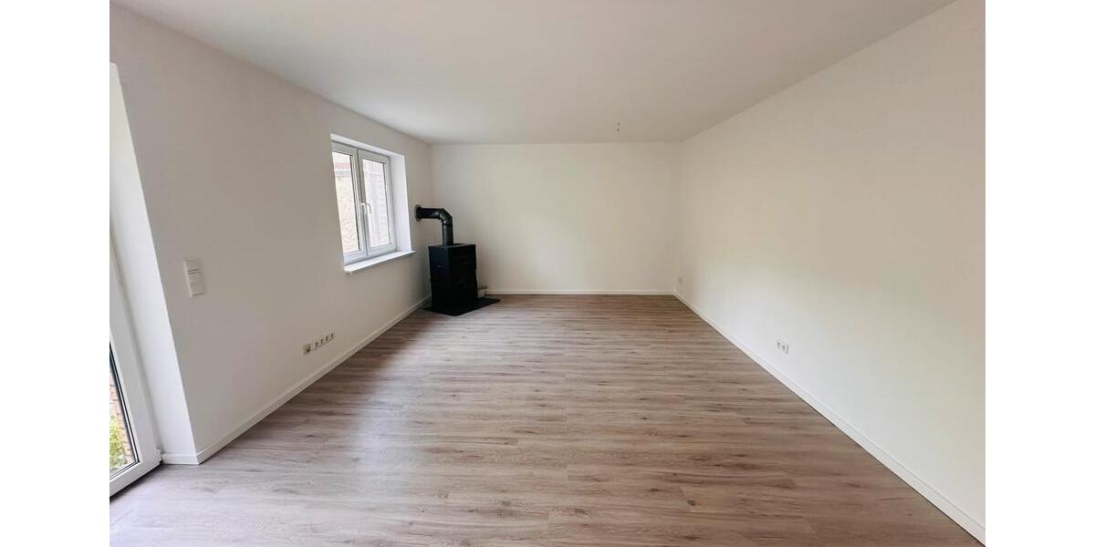 Mehrfamilienhaus, Wohnhaus Brüel - 5 Zimmer, 170 m&sup2;, 1.299&euro; | Angebot:25919804