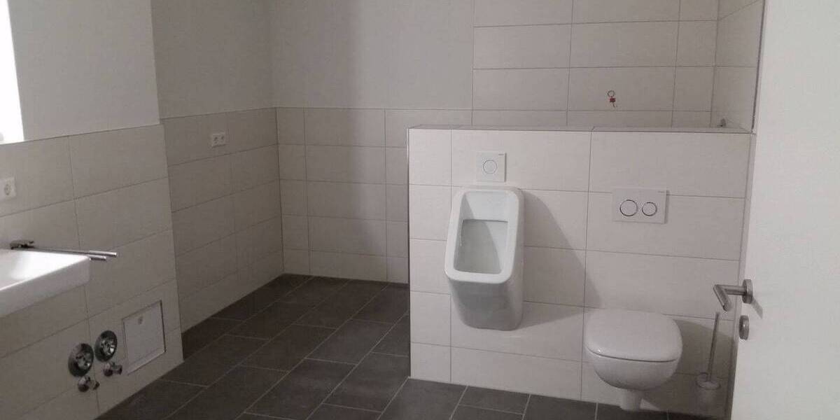 Zimmer Vaihingen an der Enz - 5 Zimmer, 182 m&sup2;, 1.600&euro; | Angebot:26127687