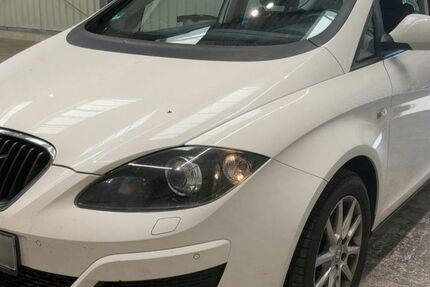Seat Altea 104.503 km 7.499 &euro; Mönchengladbach 41238