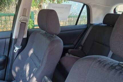 Toyota Corolla 212.000 km 2.100 &euro; Idstein 65510