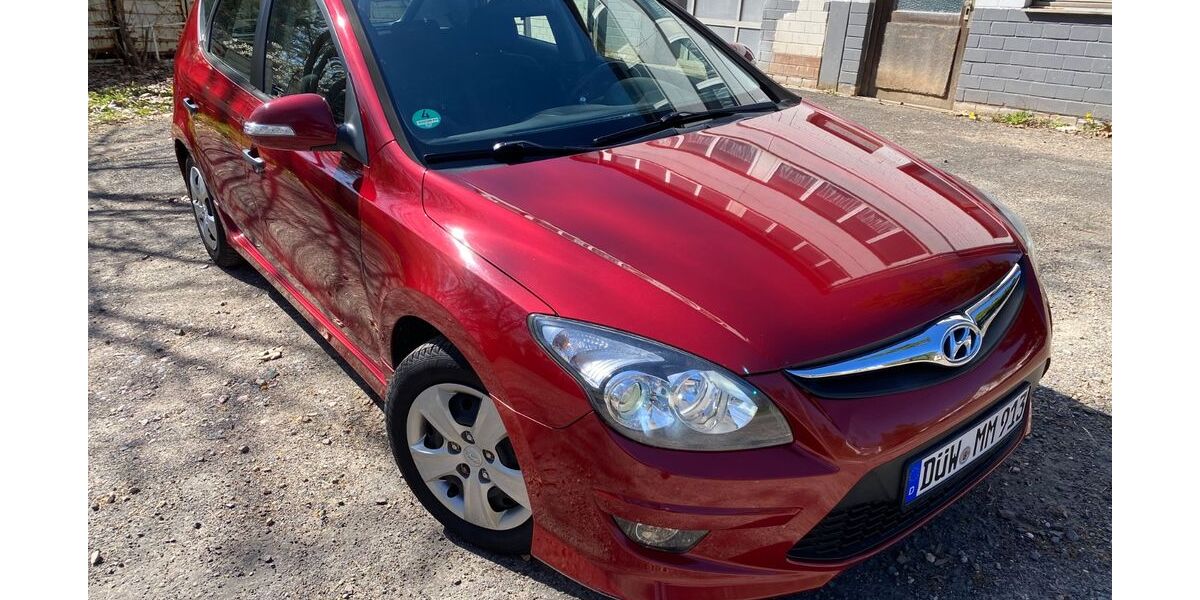 Hyundai i30 172.000 km 3.300 &euro; Carlsberg 67316