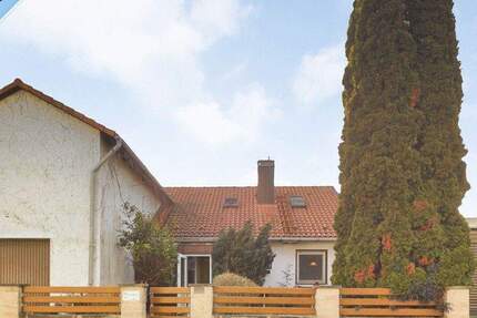 Haus Bad Windsheim - 7 Zimmer, 179 m&sup2;, 329.000&euro; | Angebot:25732870
