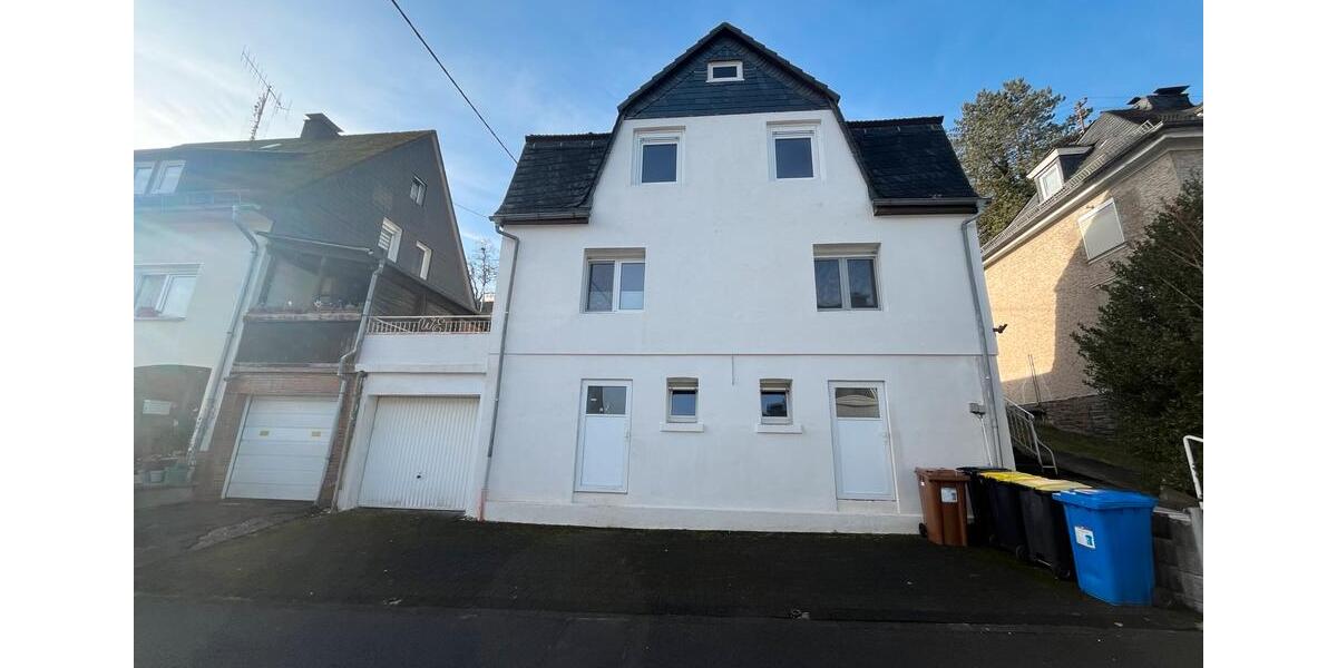 Einfamilienhaus Siegen Eiserfeld - 7 Zimmer, 135 m&sup2;, 260.000&euro; | Angebot:26904115