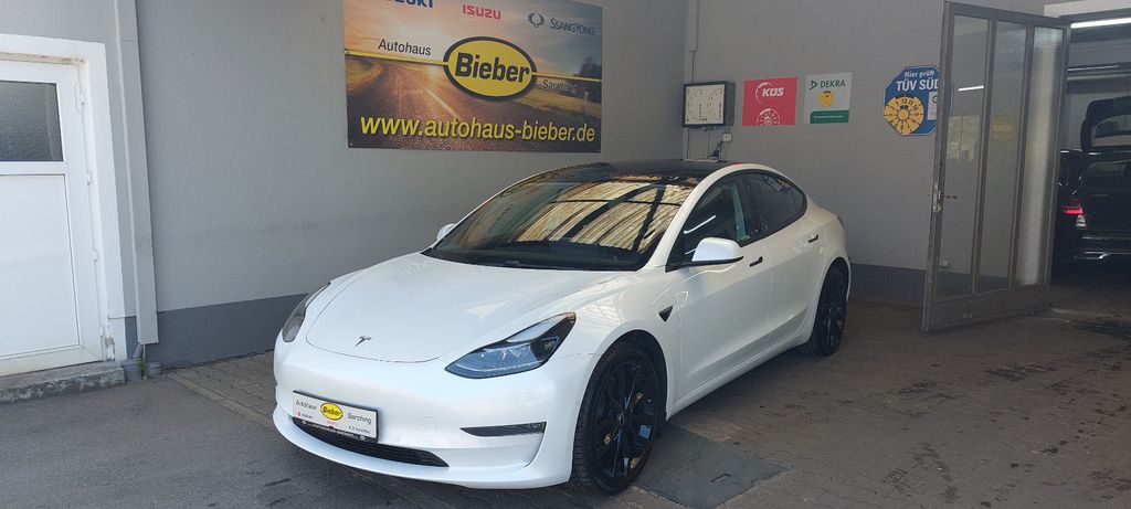 Tesla Model 3 127.000 km 26.990 &euro; Sarching 93092
