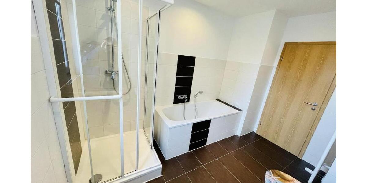3 Raum Wohnung mit Balkon, modernen Bad mit Wanne & Dusche. - Etagenwohnung Gera Alt-Bieblach | Angebot:26876253