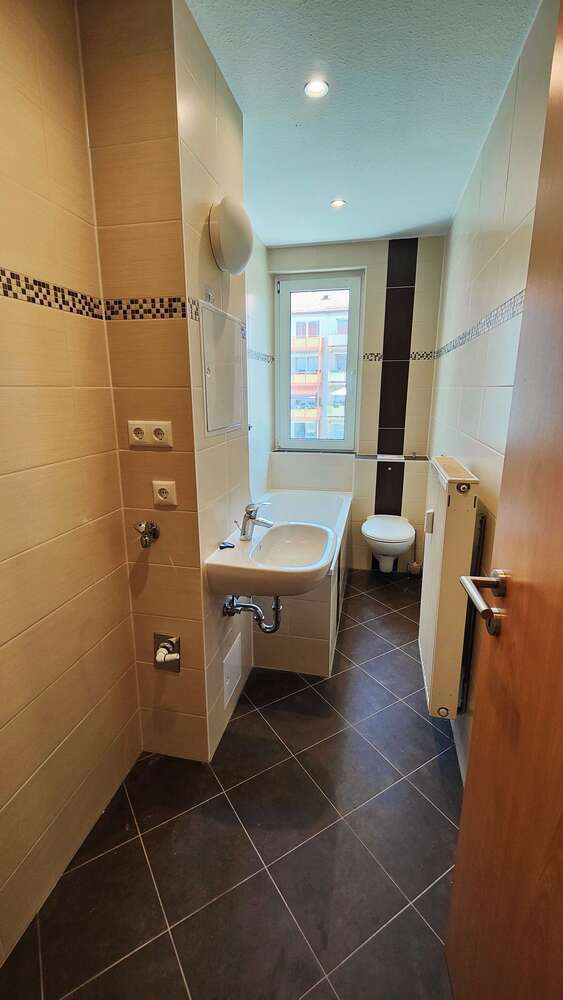 Wohnung zum Mieten in Löbau 328 € 60 m²