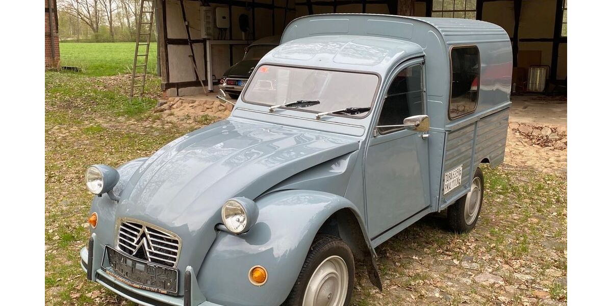 Citroen 2 CV 20.700 km 14.990 &euro; Gnarrenburg 27442