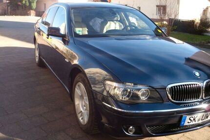 BMW 730