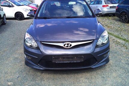 Hyundai i30 106.000 km 2.100 &euro; Plauen 08523