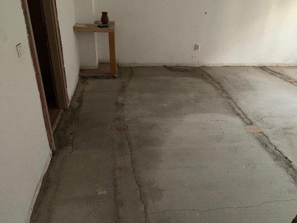 Mehrfamilienhaus, Wohnhaus Apolda - 10 Zimmer, 1.000 m&sup2;, 90.000&euro; | Angebot:27031318