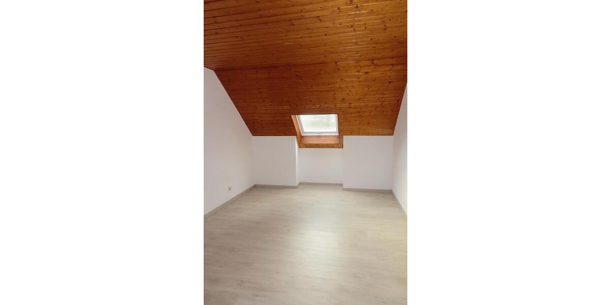 Smarte Zwei-Zimmer-Dachgeschosswohnung in Michelstadt 2 zimmer