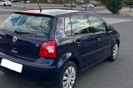 VW Polo 111.000 km 2.500 &euro; Frankfurt am Main 65931